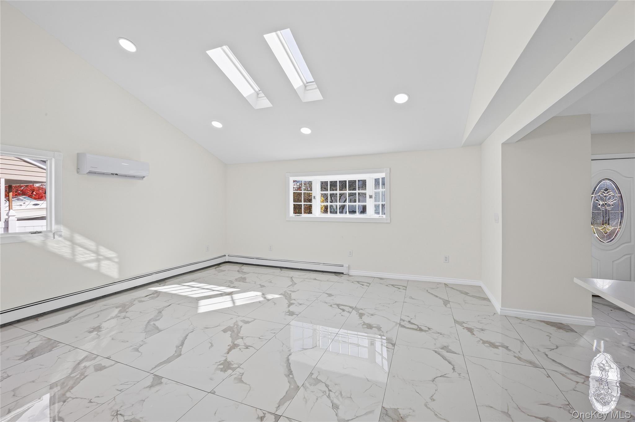 1568 7th Street, West Babylon, NY 11704