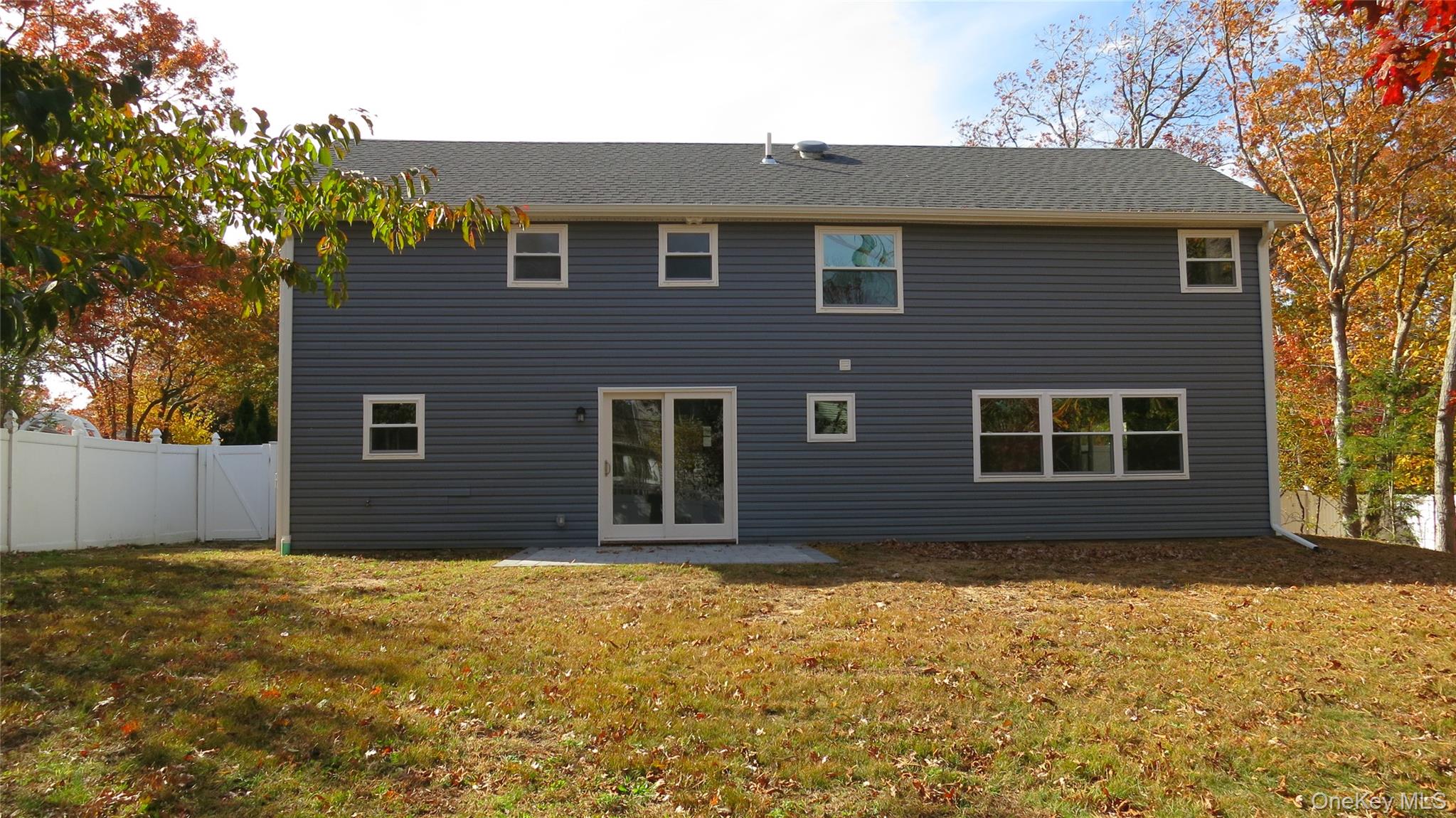 1 Eliot Drive, Lake Grove, NY 11755