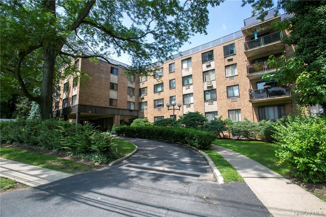 1101 Midland Avenue # 402, Bronxville, NY 10708