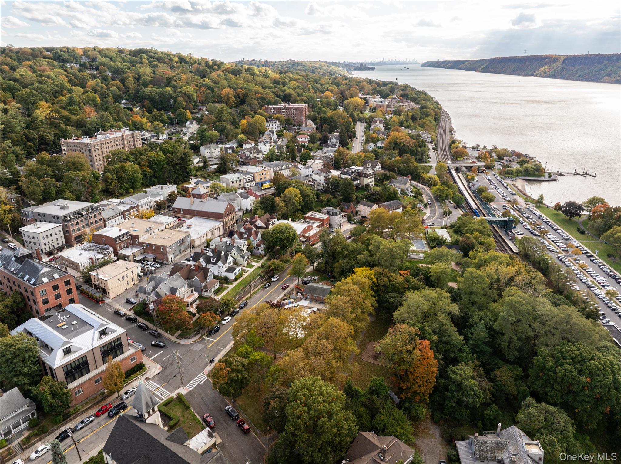 50 Chestnut Street # 8, Dobbs Ferry, NY 10522