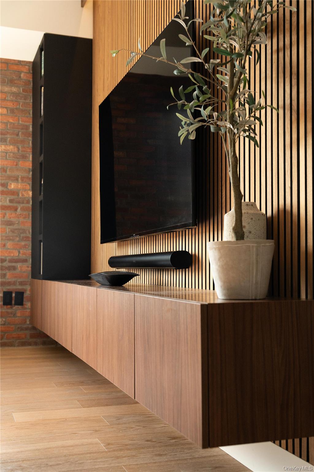 50 Chestnut Street # 8, Dobbs Ferry, NY 10522