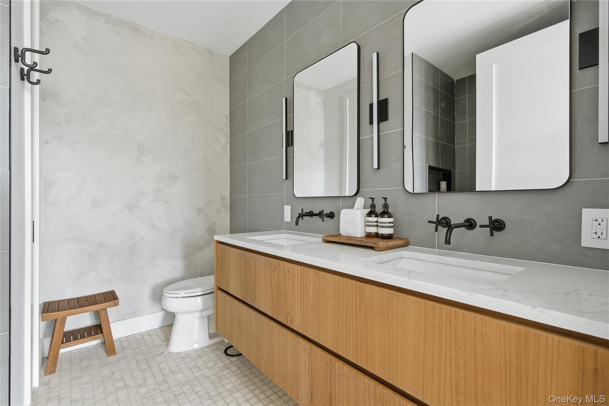 50 Chestnut Street # 8, Dobbs Ferry, NY 10522