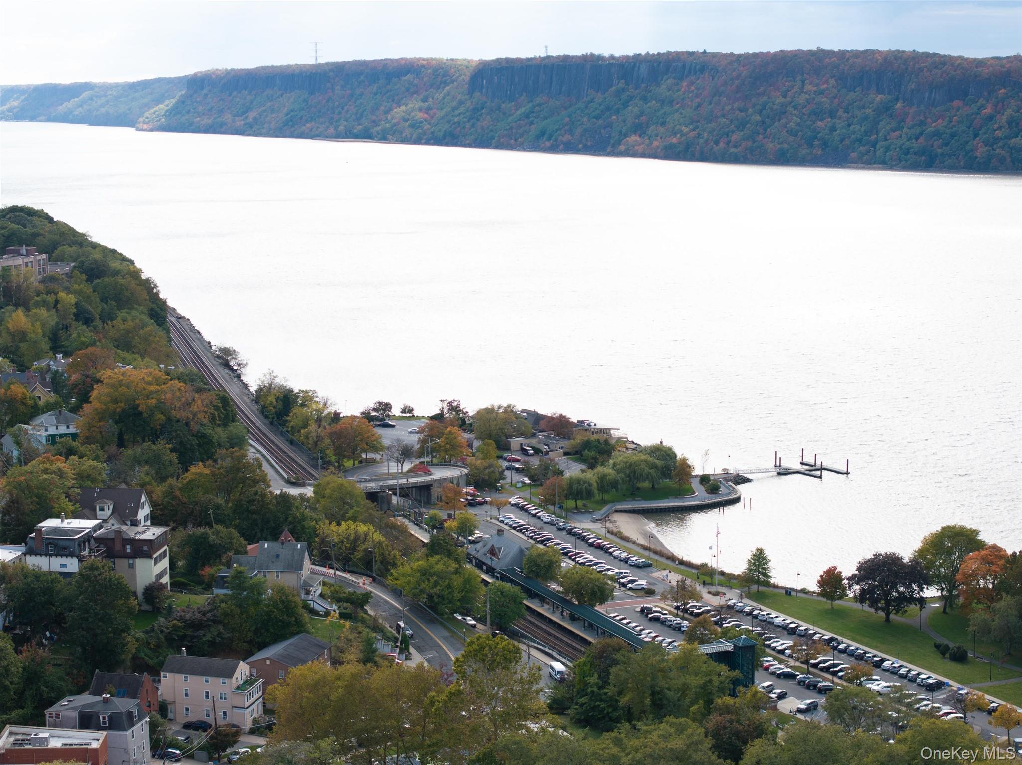 50 Chestnut Street # 8, Dobbs Ferry, NY 10522