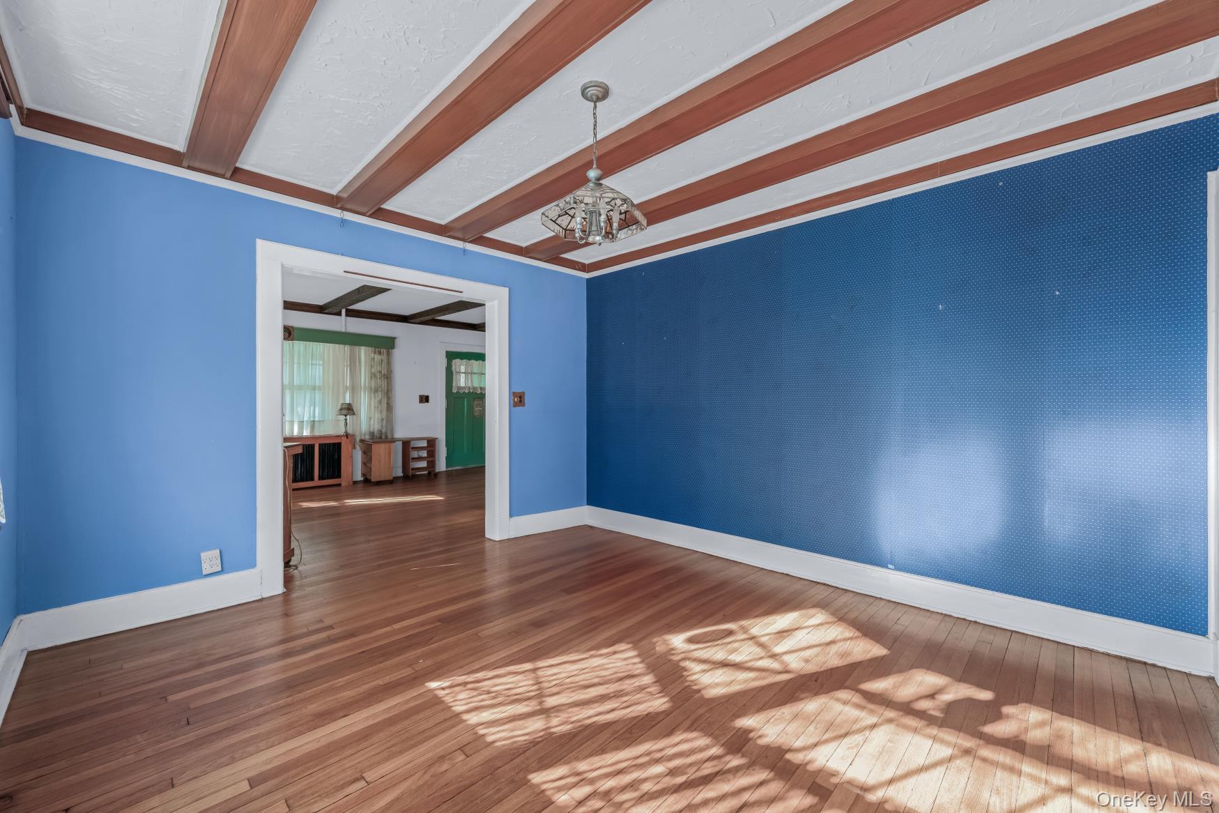 4611 245th Street, Douglaston, NY 11362