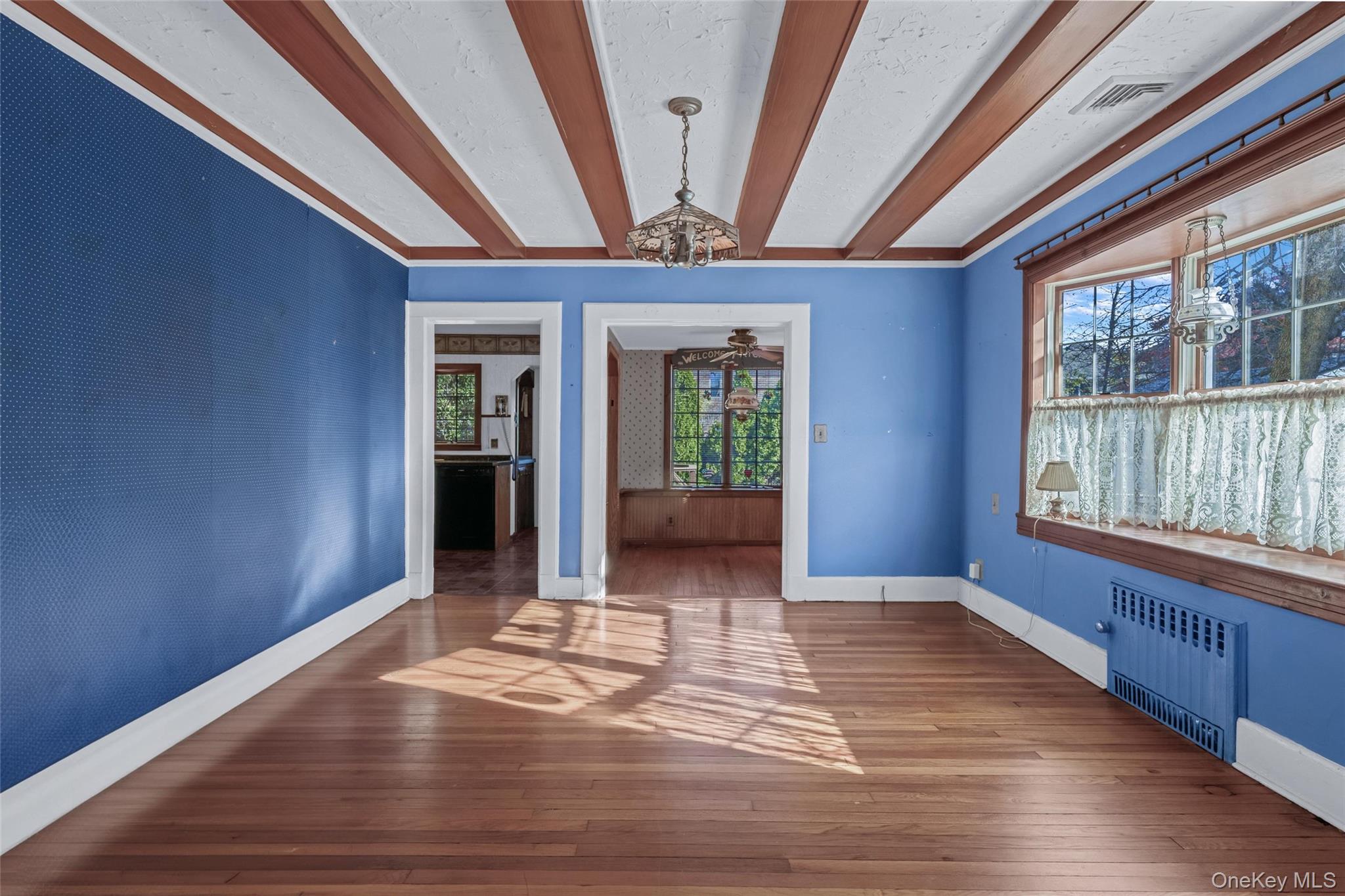 4611 245th Street, Douglaston, NY 11362