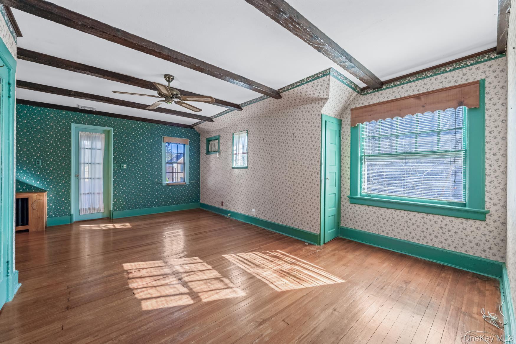 4611 245th Street, Douglaston, NY 11362