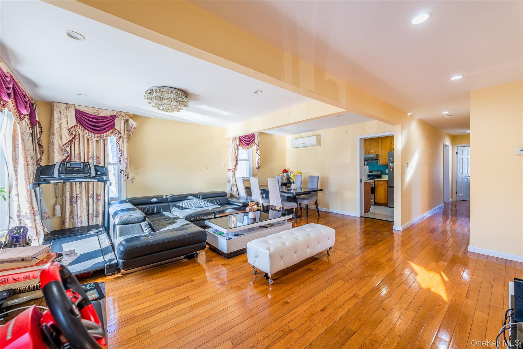 24563 61st Avenue, Little Neck, NY 11362