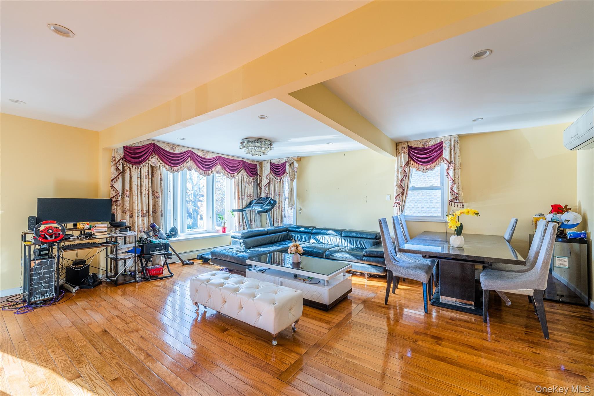 24563 61st Avenue, Little Neck, NY 11362