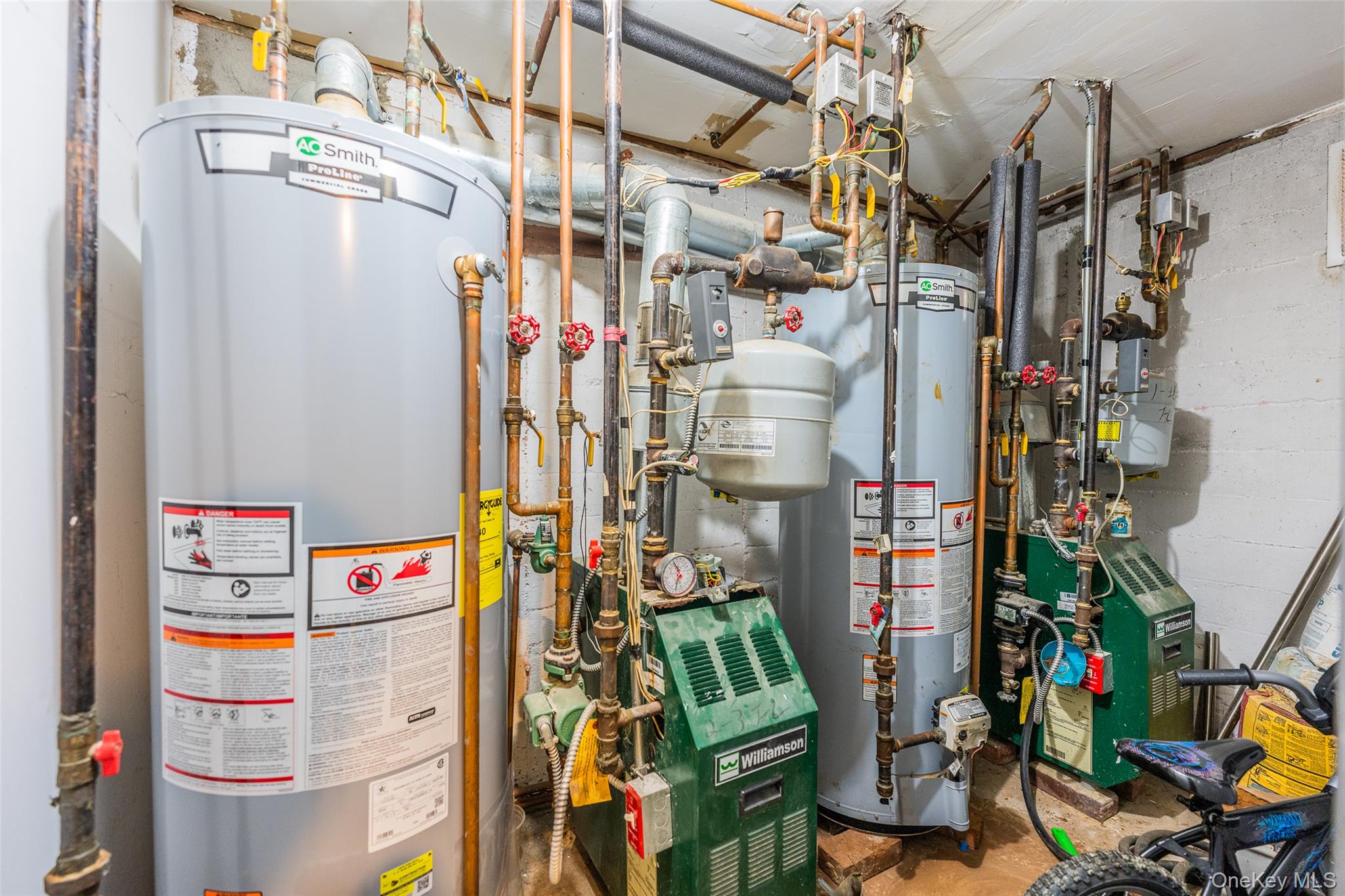 24563 61st Avenue, Little Neck, NY 11362