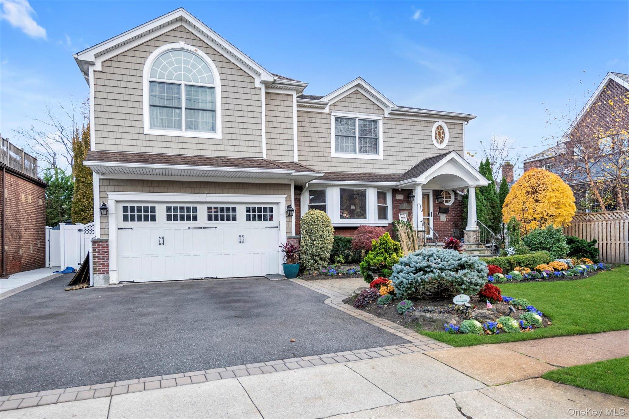 65 Reyam Road, Lynbrook, NY 11563