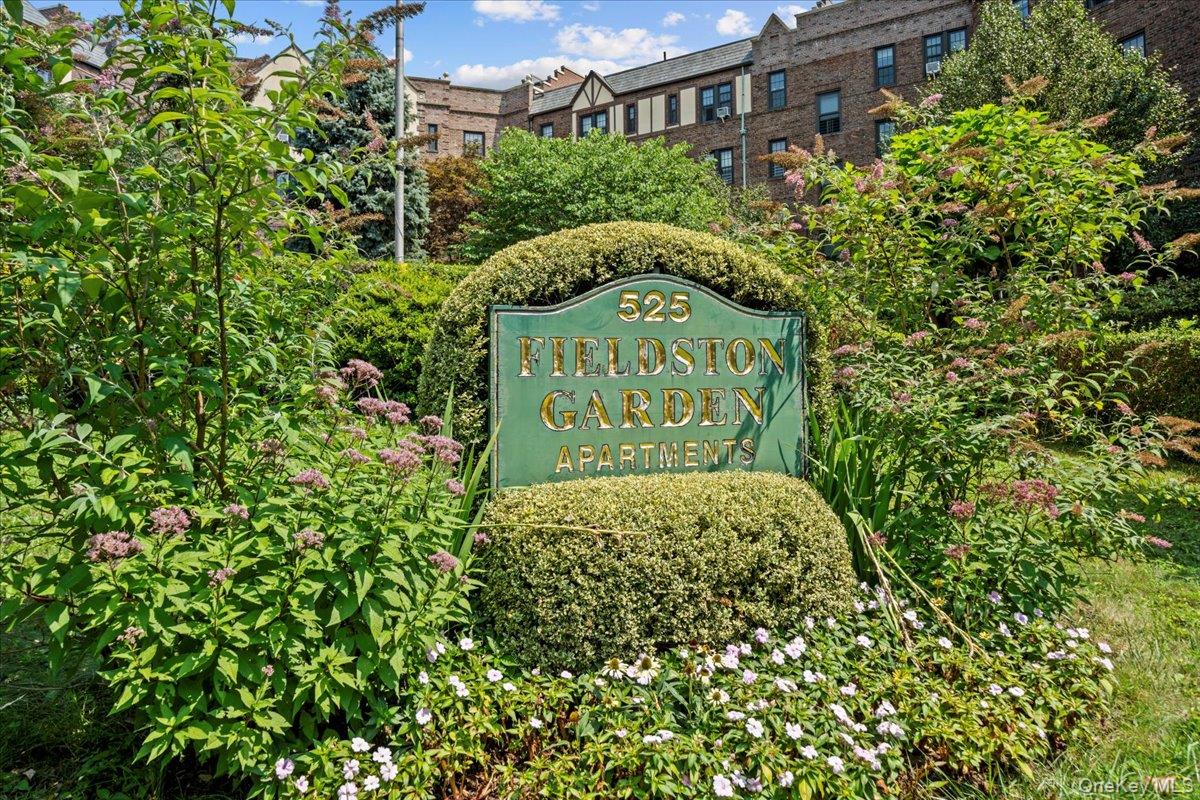 525 W 238th Street # 2B, Bronx, NY 10463