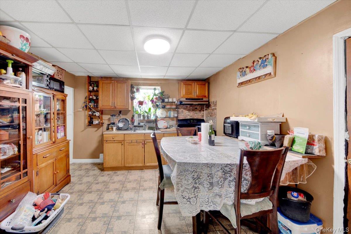 14 Bartels Place, New Rochelle, NY 10801