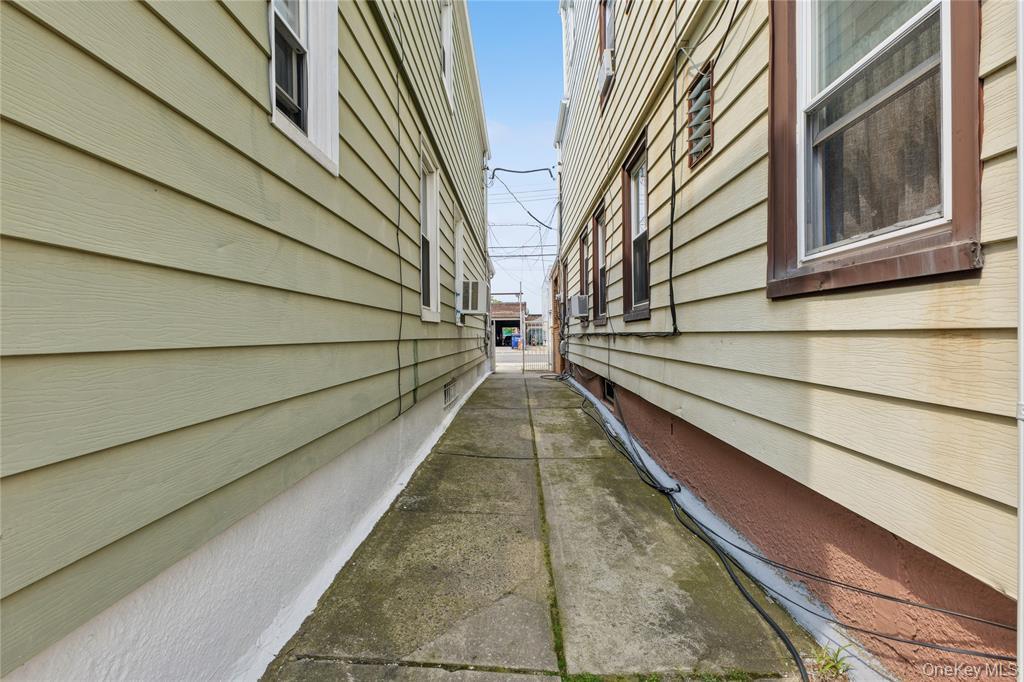 8747 139th Street, Jamaica, NY 11435