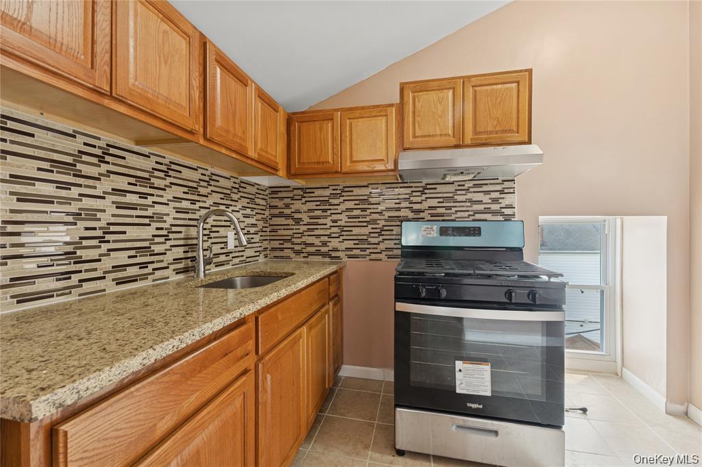 8747 139th Street, Jamaica, NY 11435