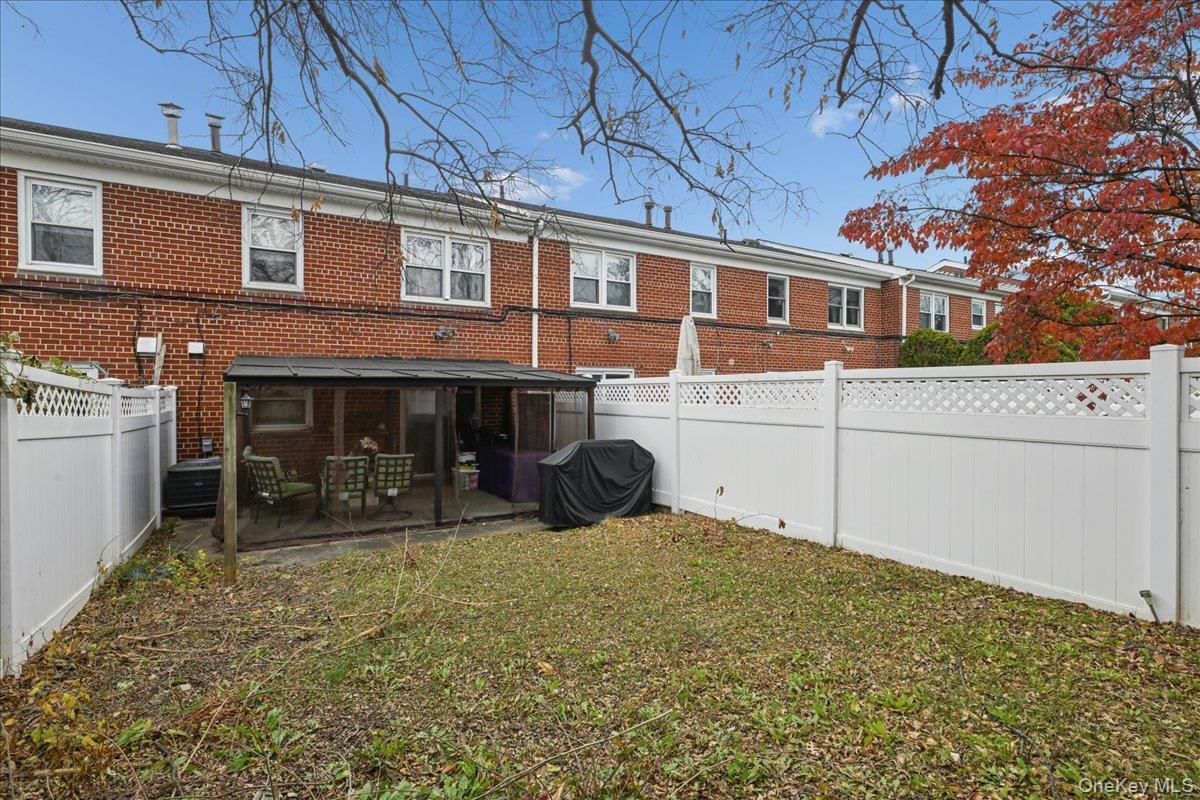 6239 Douglaston Parkway # 19, Douglaston, NY 11362