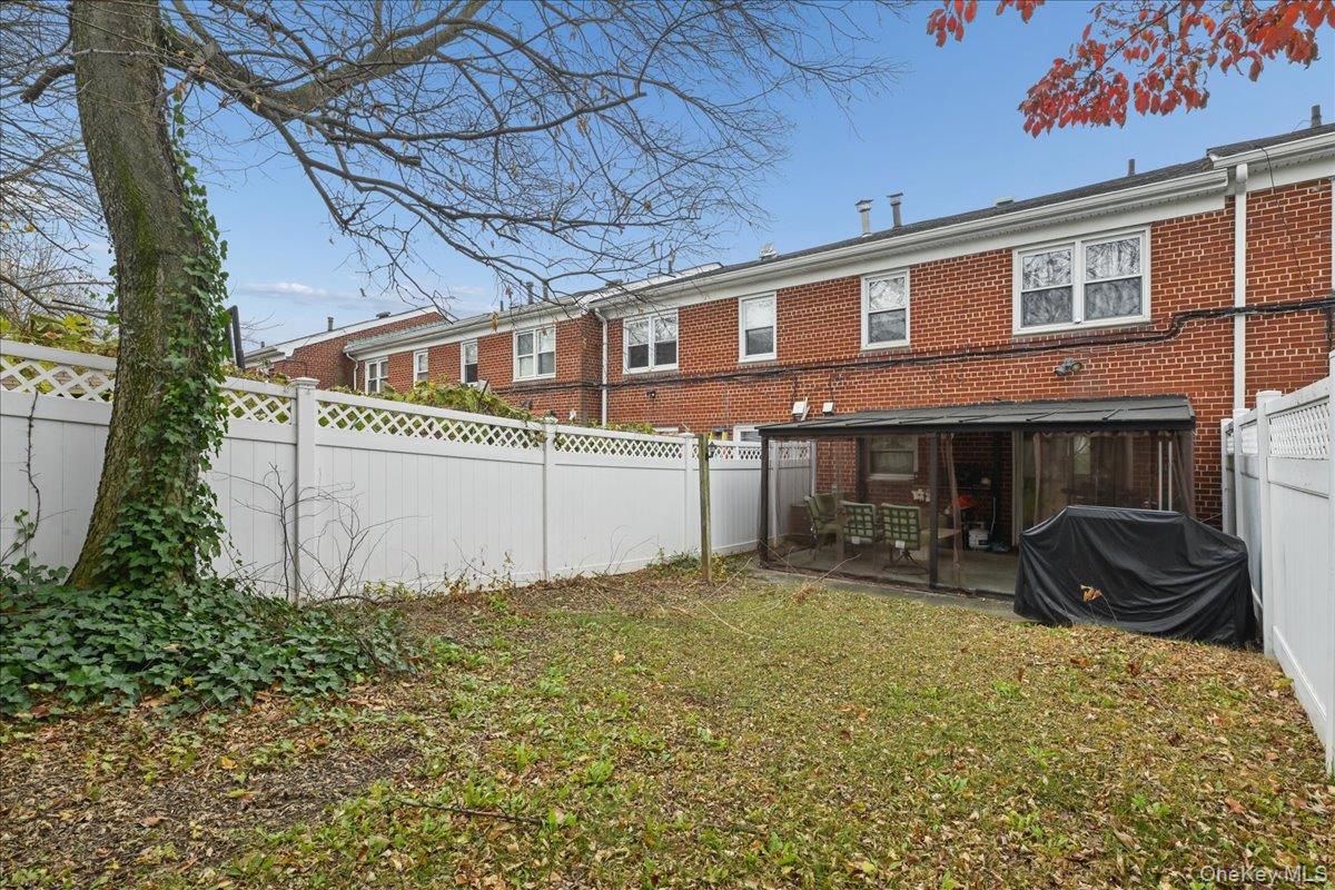 6239 Douglaston Parkway # 19, Douglaston, NY 11362