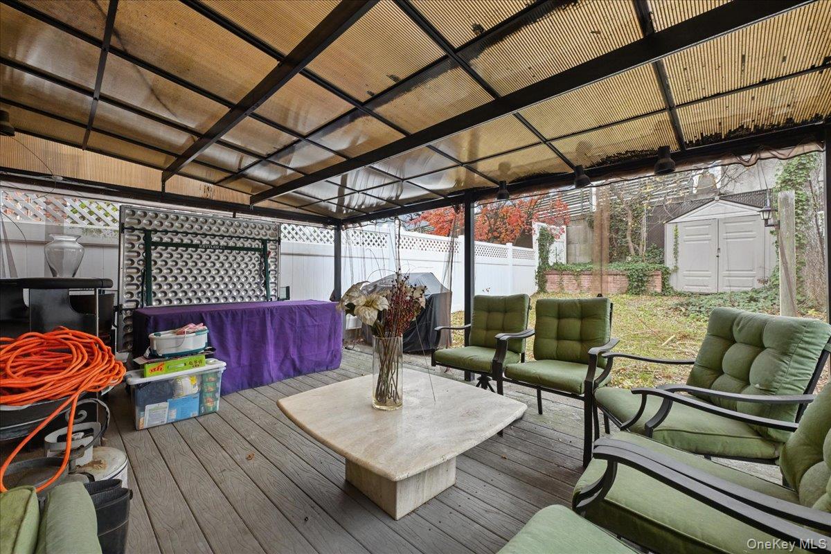 6239 Douglaston Parkway # 19, Douglaston, NY 11362