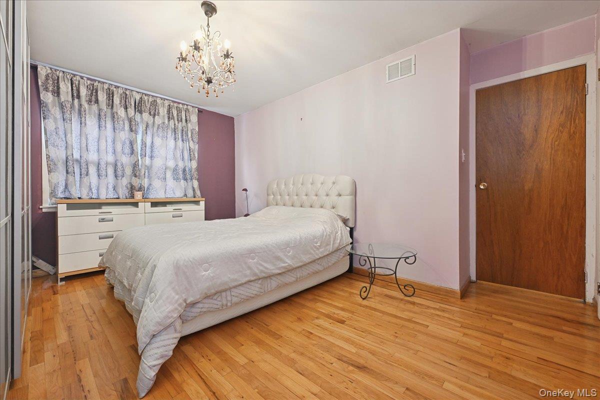 6239 Douglaston Parkway # 19, Douglaston, NY 11362