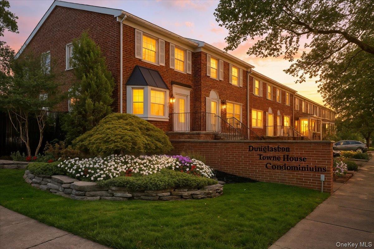 6239 Douglaston Parkway # 19, Douglaston, NY 11362