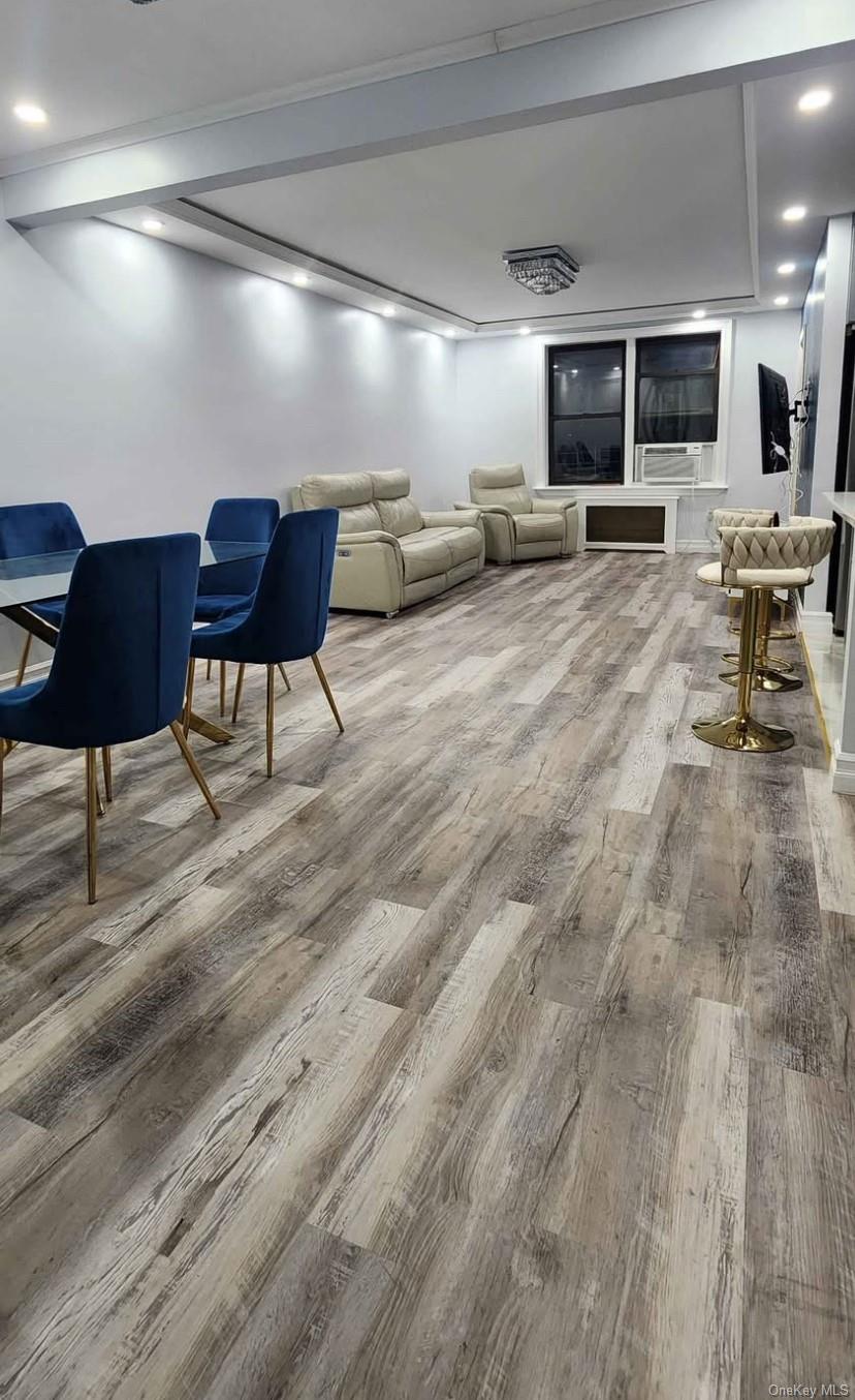 141-60 84RD # 6A, Briarwood, NY 11435