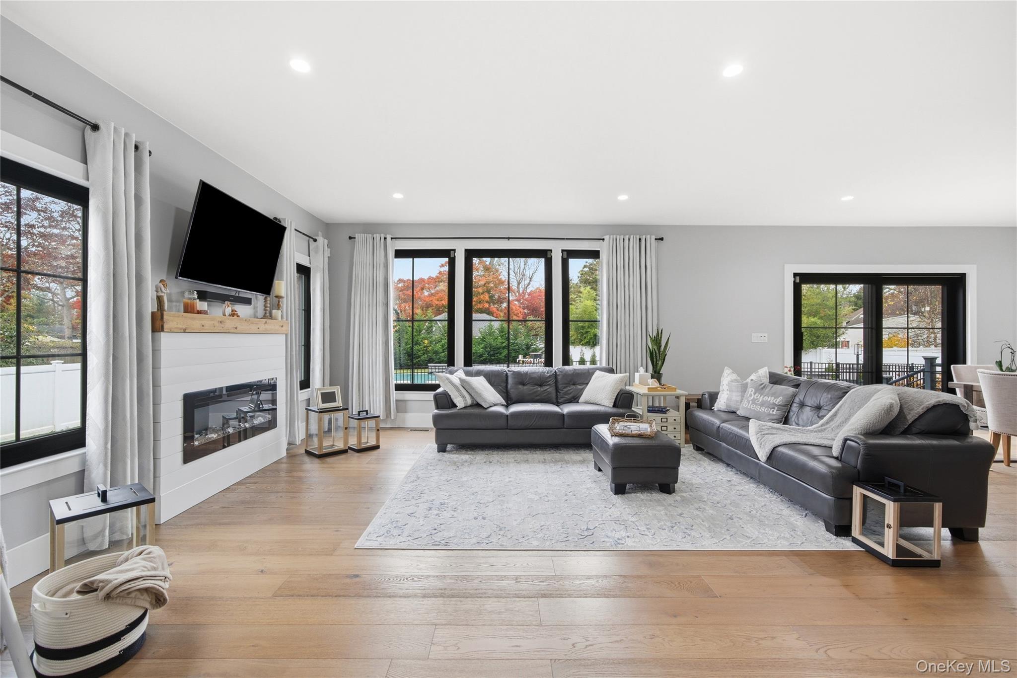 18 Timberpoint Road, East Islip, NY 11730