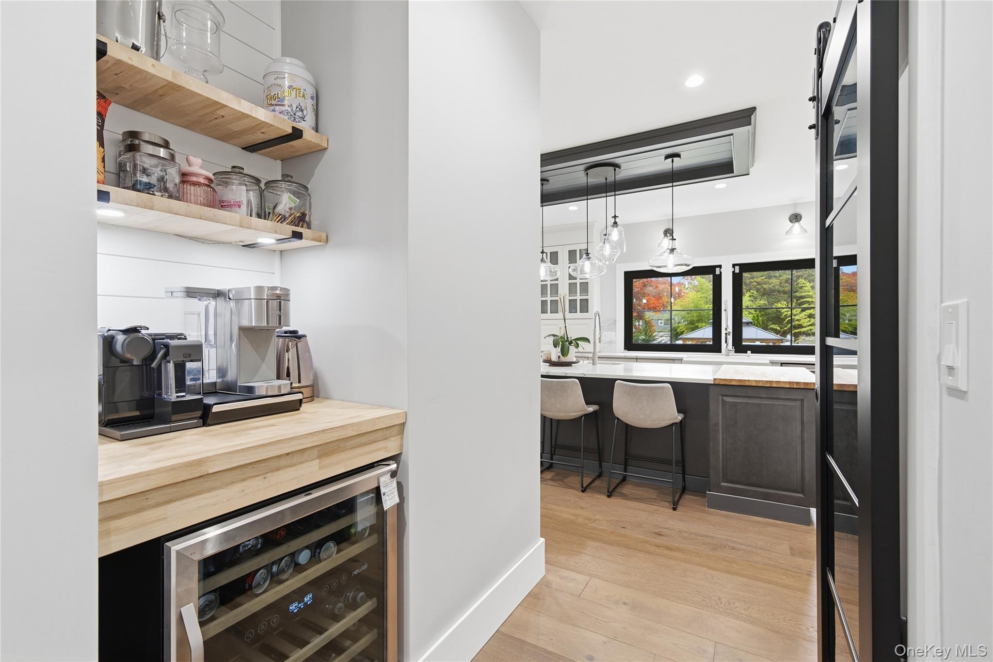 18 Timberpoint Road, East Islip, NY 11730