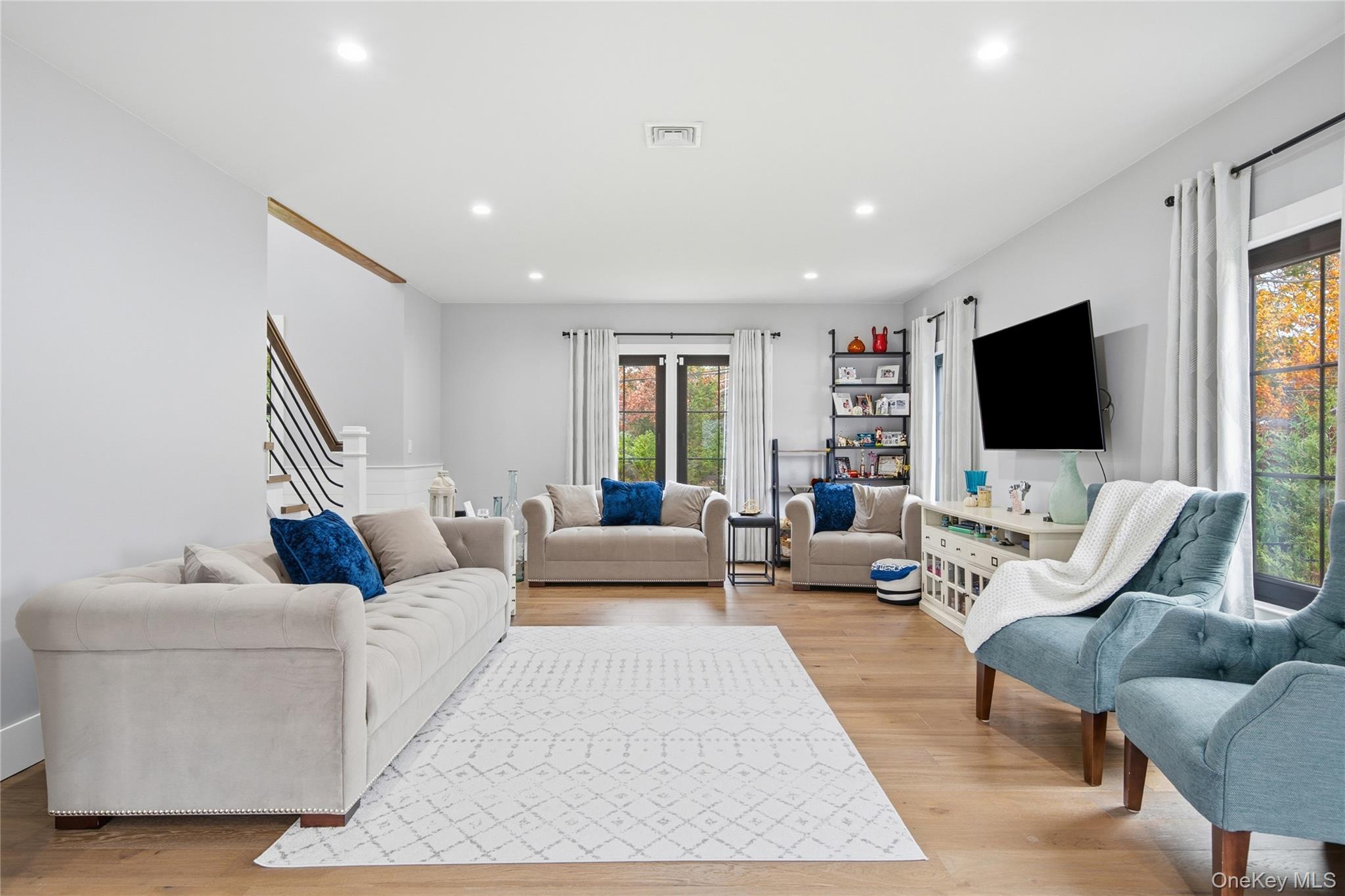 18 Timberpoint Road, East Islip, NY 11730