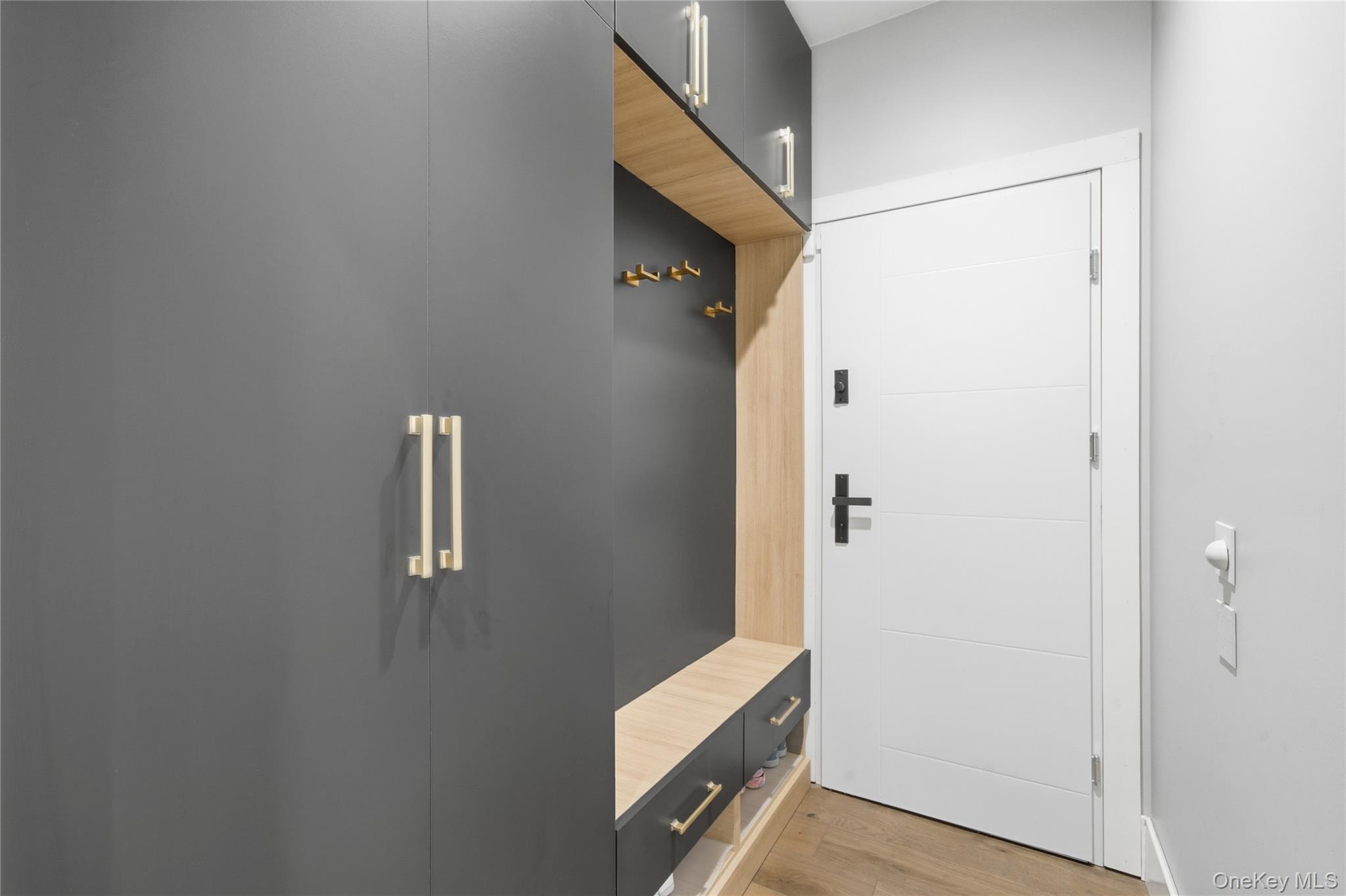 18 Timberpoint Road, East Islip, NY 11730