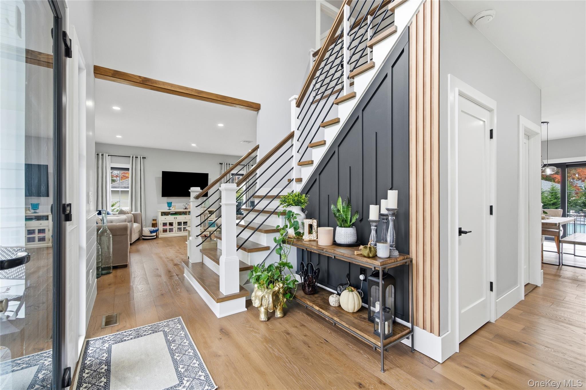 18 Timberpoint Road, East Islip, NY 11730