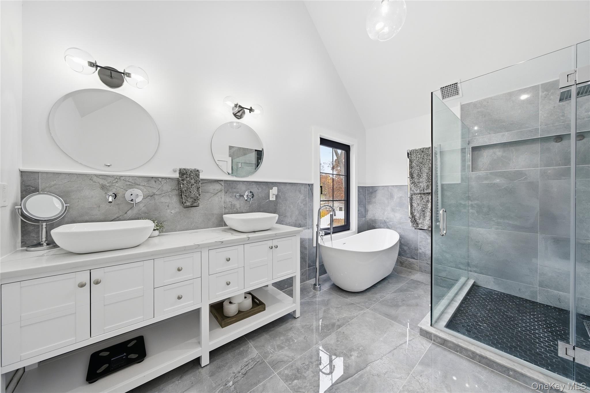 18 Timberpoint Road, East Islip, NY 11730