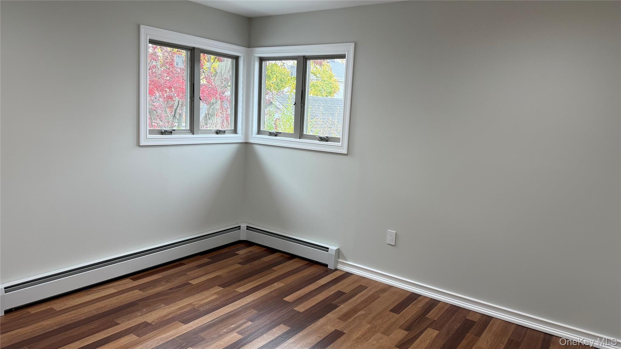 86-16 262nd Street, Floral Park, NY 11001