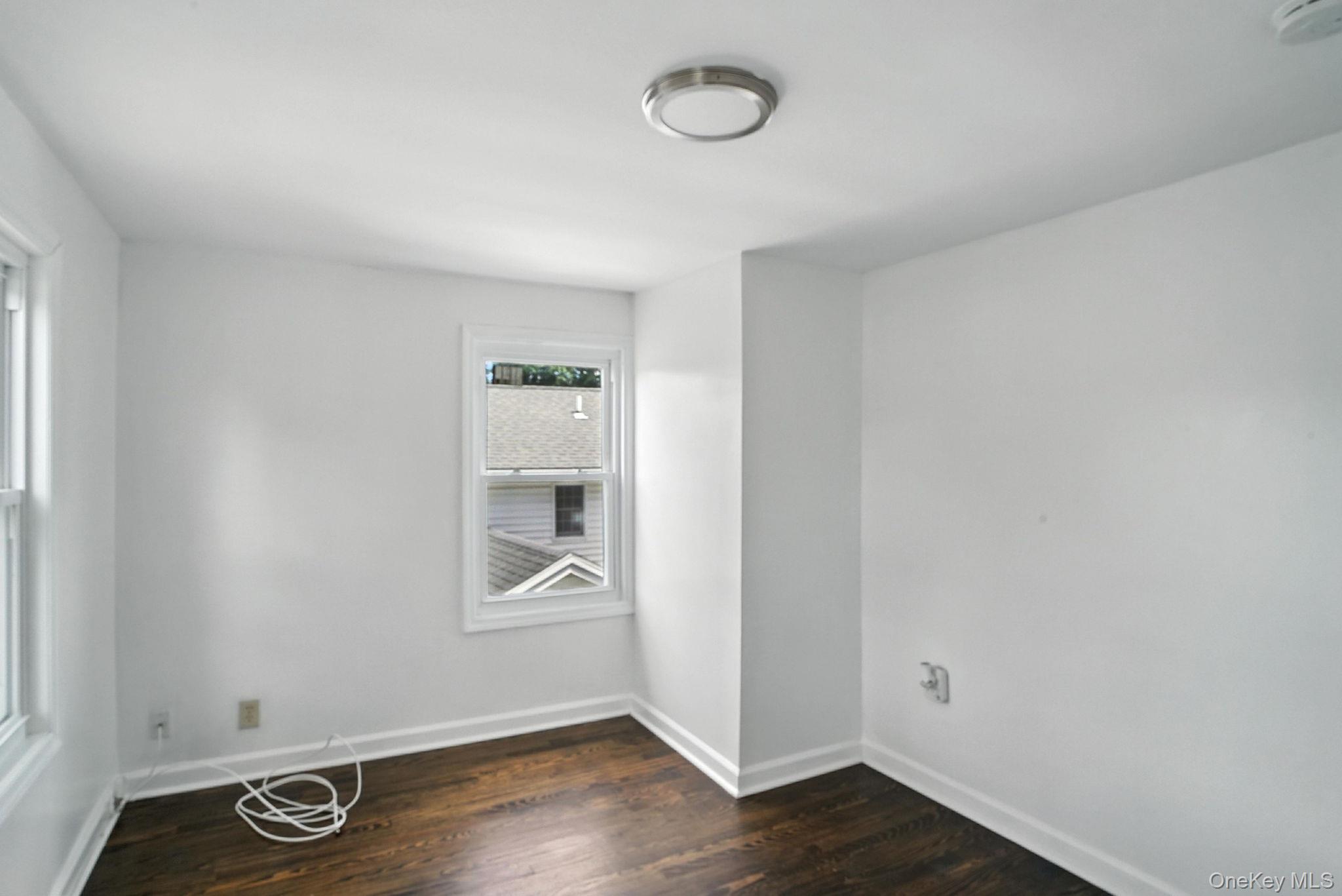 71 Commonwealth Avenue, Middletown, NY 10940