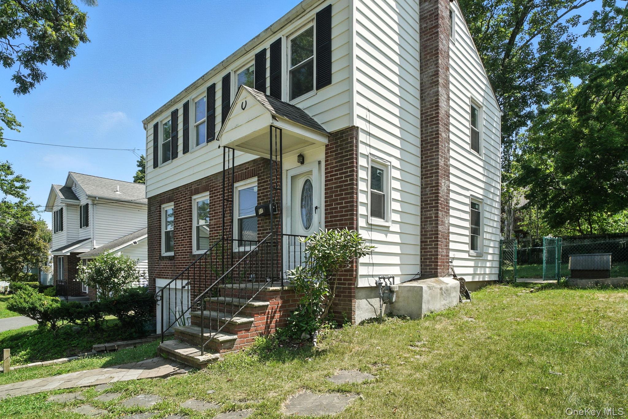 71 Commonwealth Avenue, Middletown, NY 10940