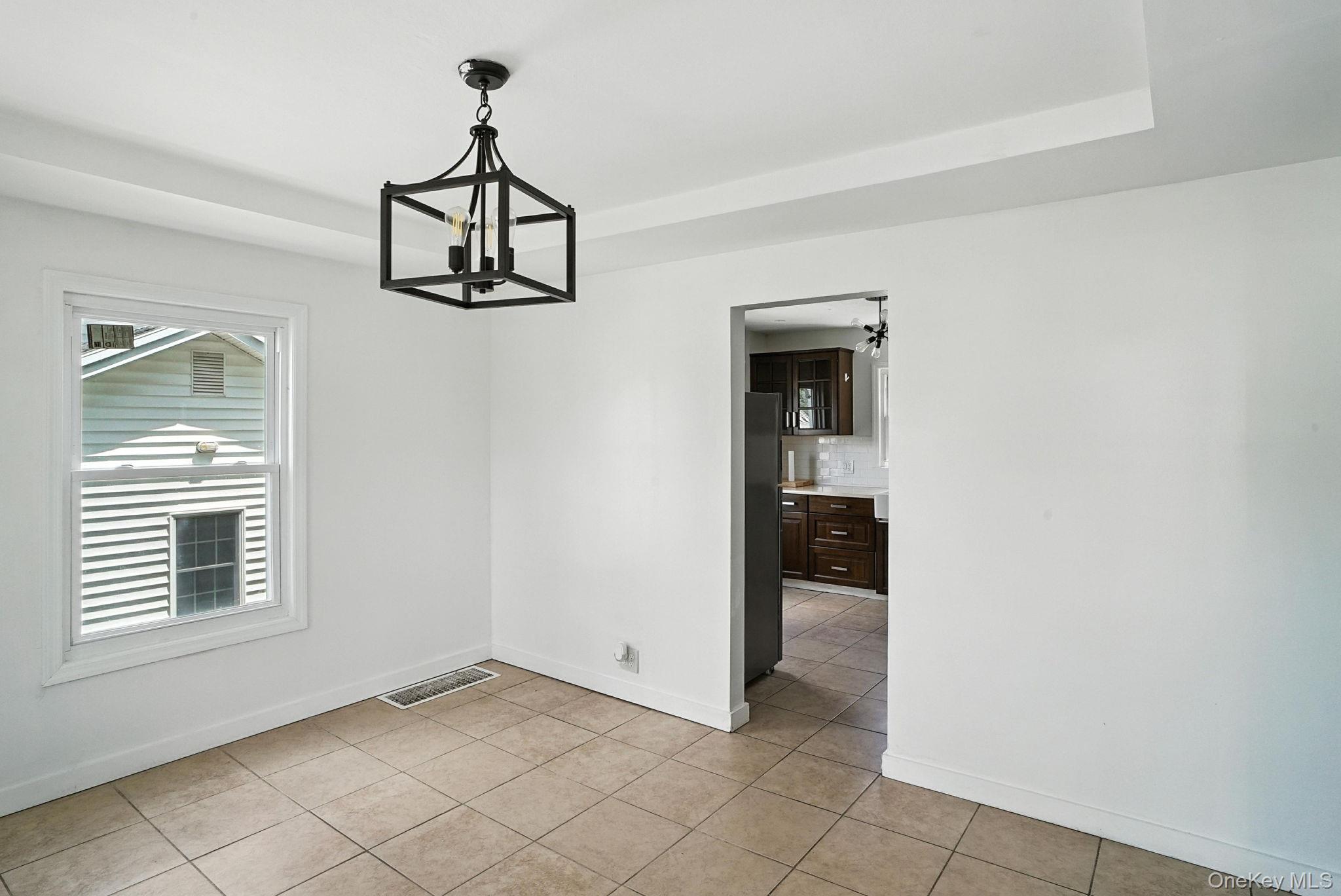 71 Commonwealth Avenue, Middletown, NY 10940