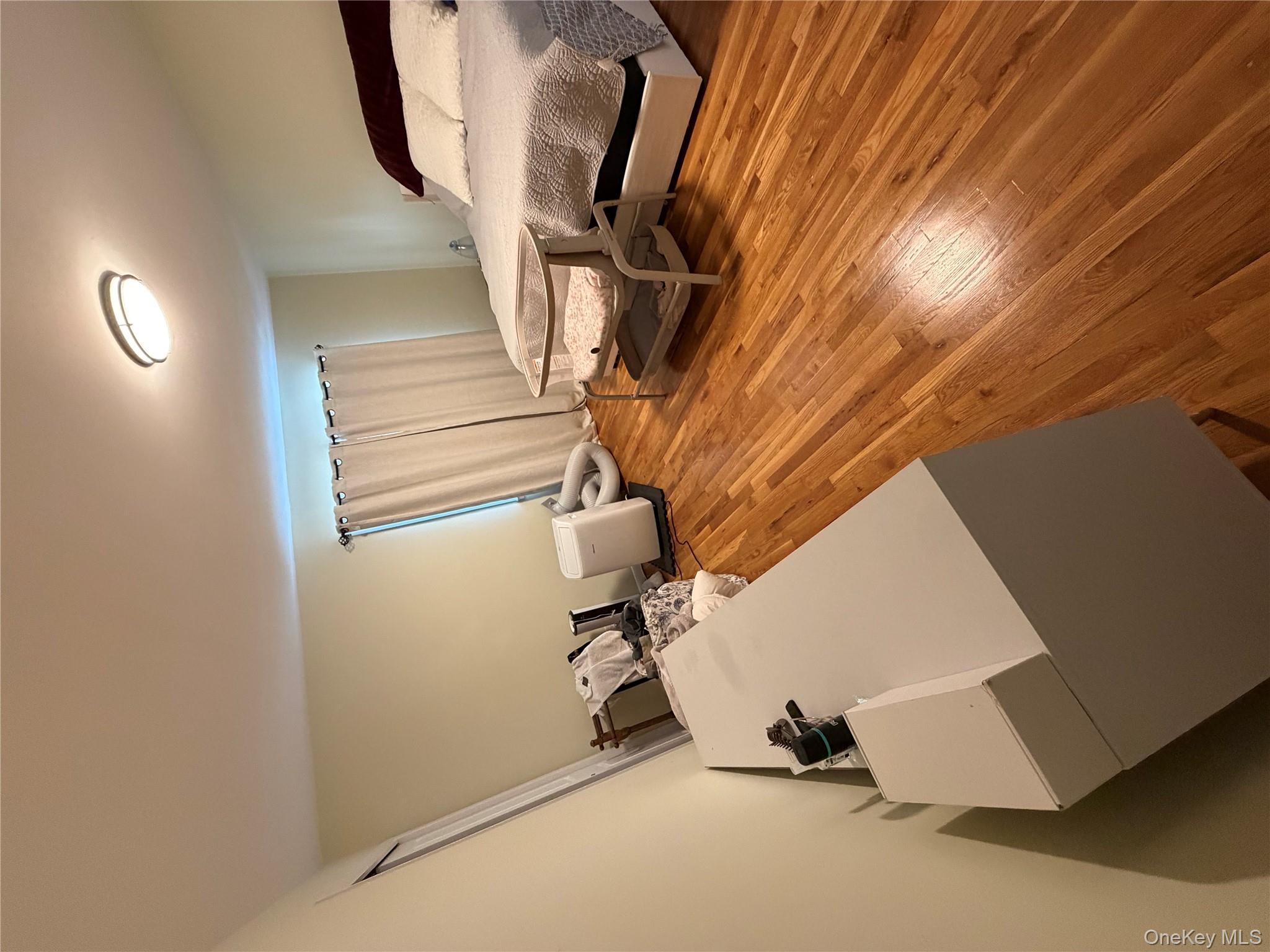 8 AKA 12 Bryn Mawr Place # 2, Yonkers, NY 10701