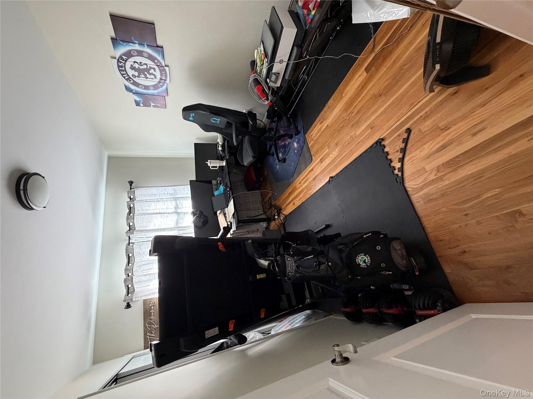 8 AKA 12 Bryn Mawr Place # 2, Yonkers, NY 10701