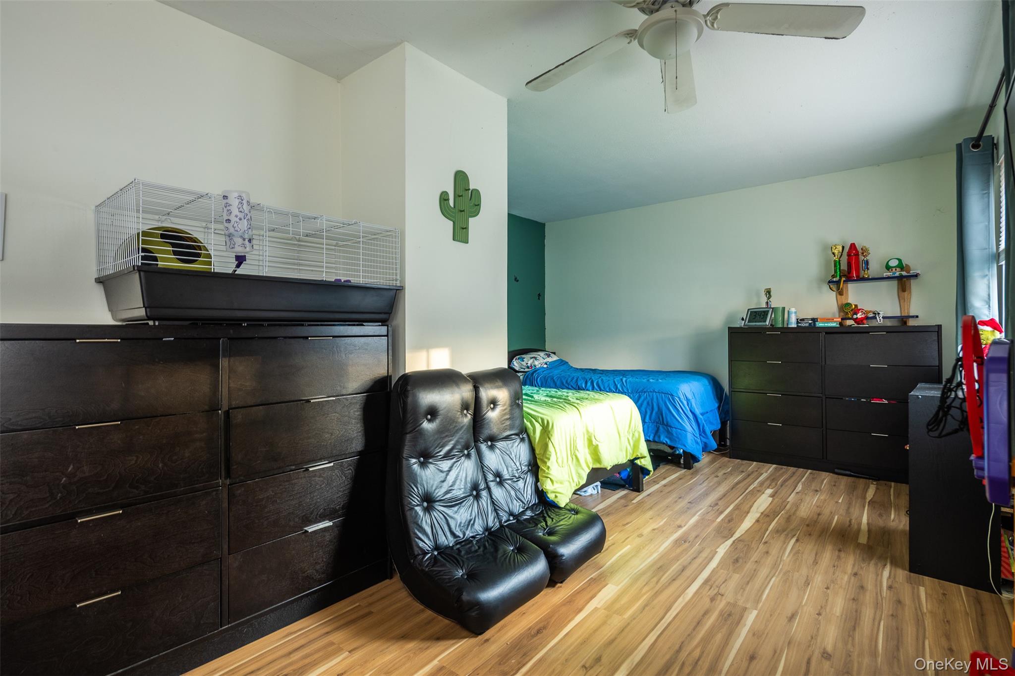 205 Haddon Hollow Court, Middle Island, NY 11953