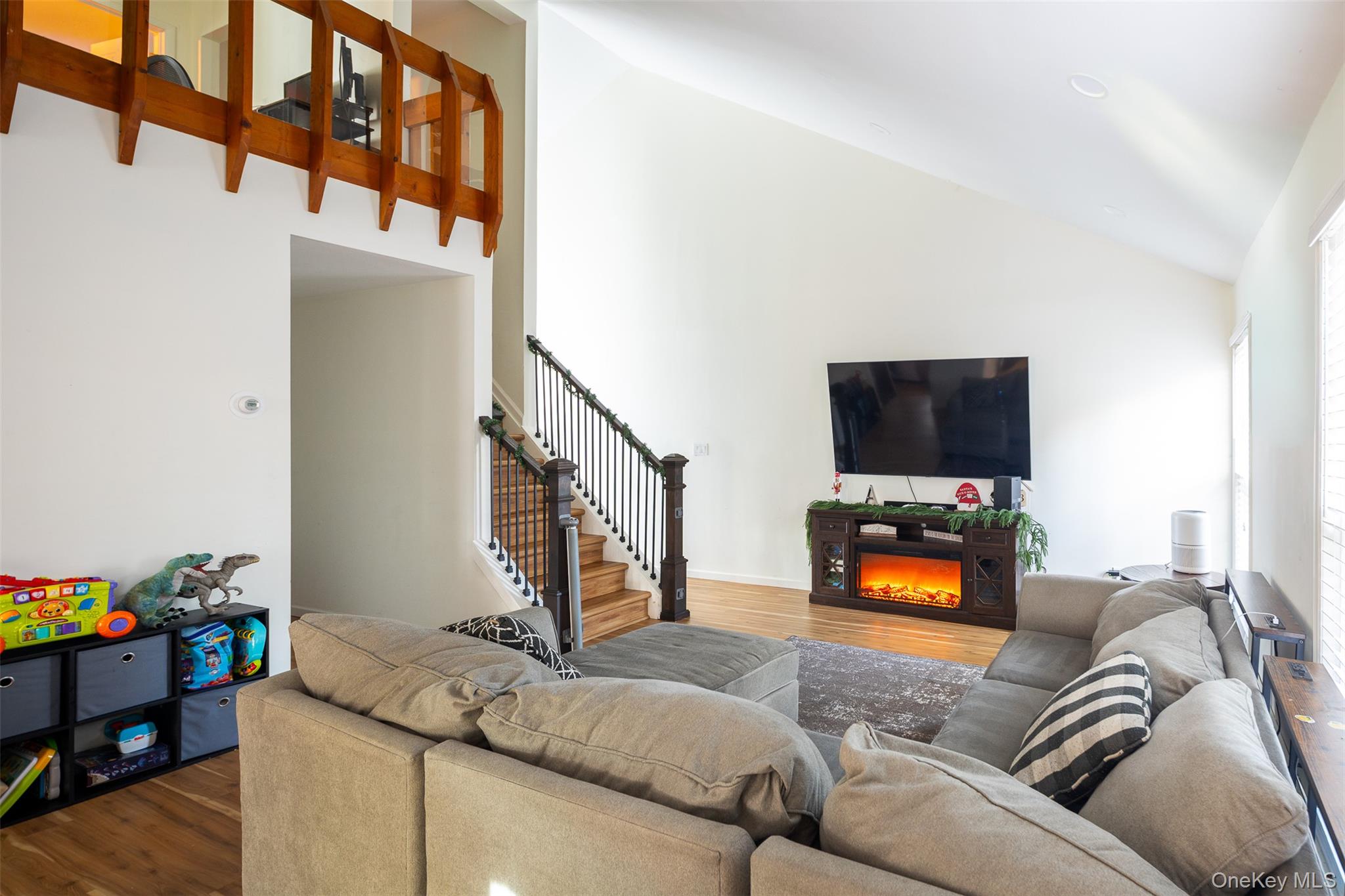 205 Haddon Hollow Court, Middle Island, NY 11953