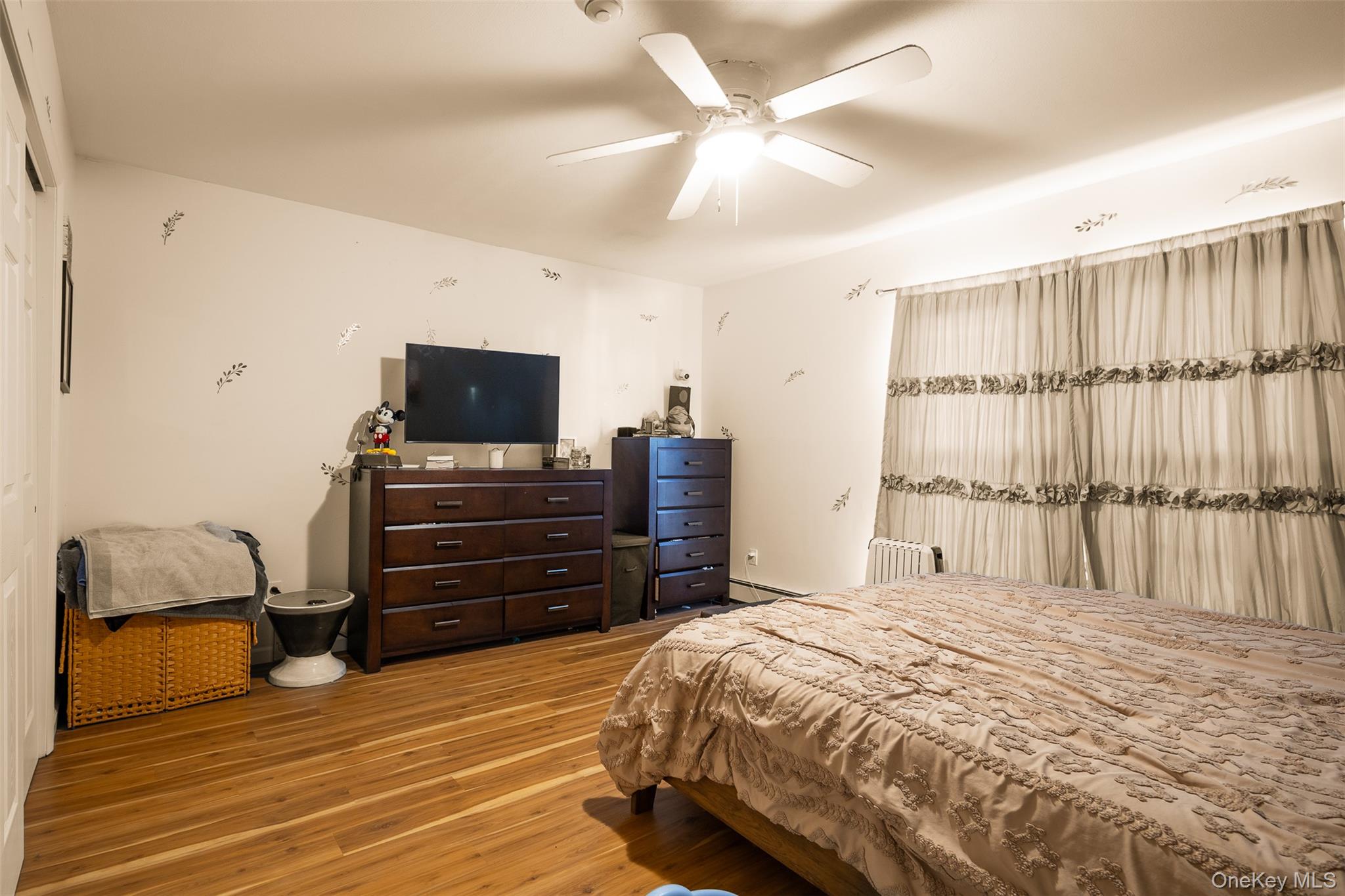 205 Haddon Hollow Court, Middle Island, NY 11953