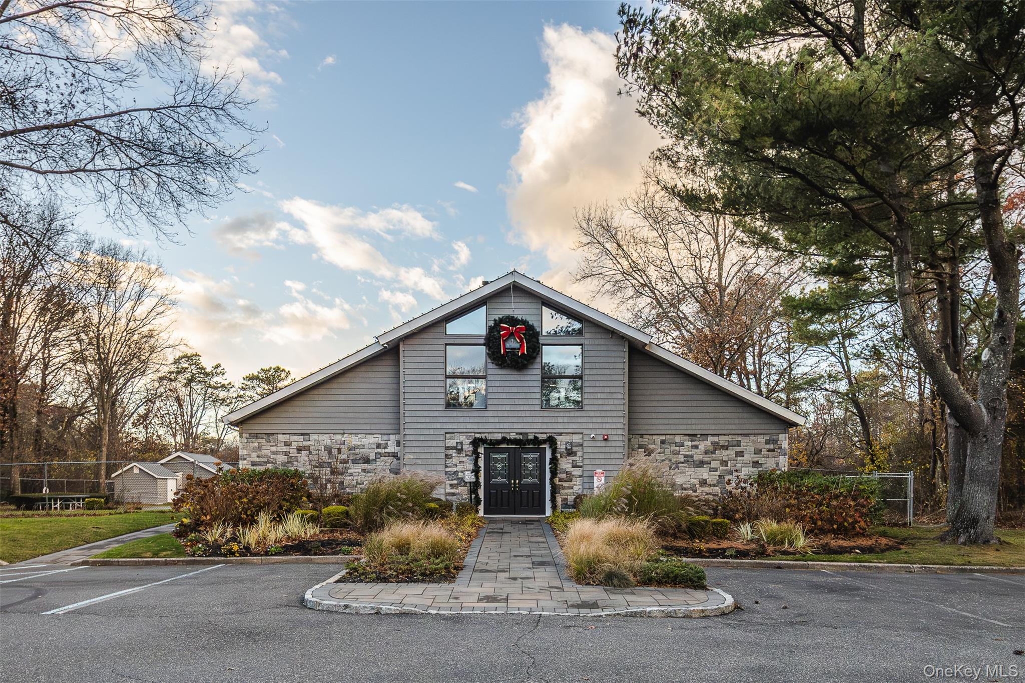 205 Haddon Hollow Court, Middle Island, NY 11953