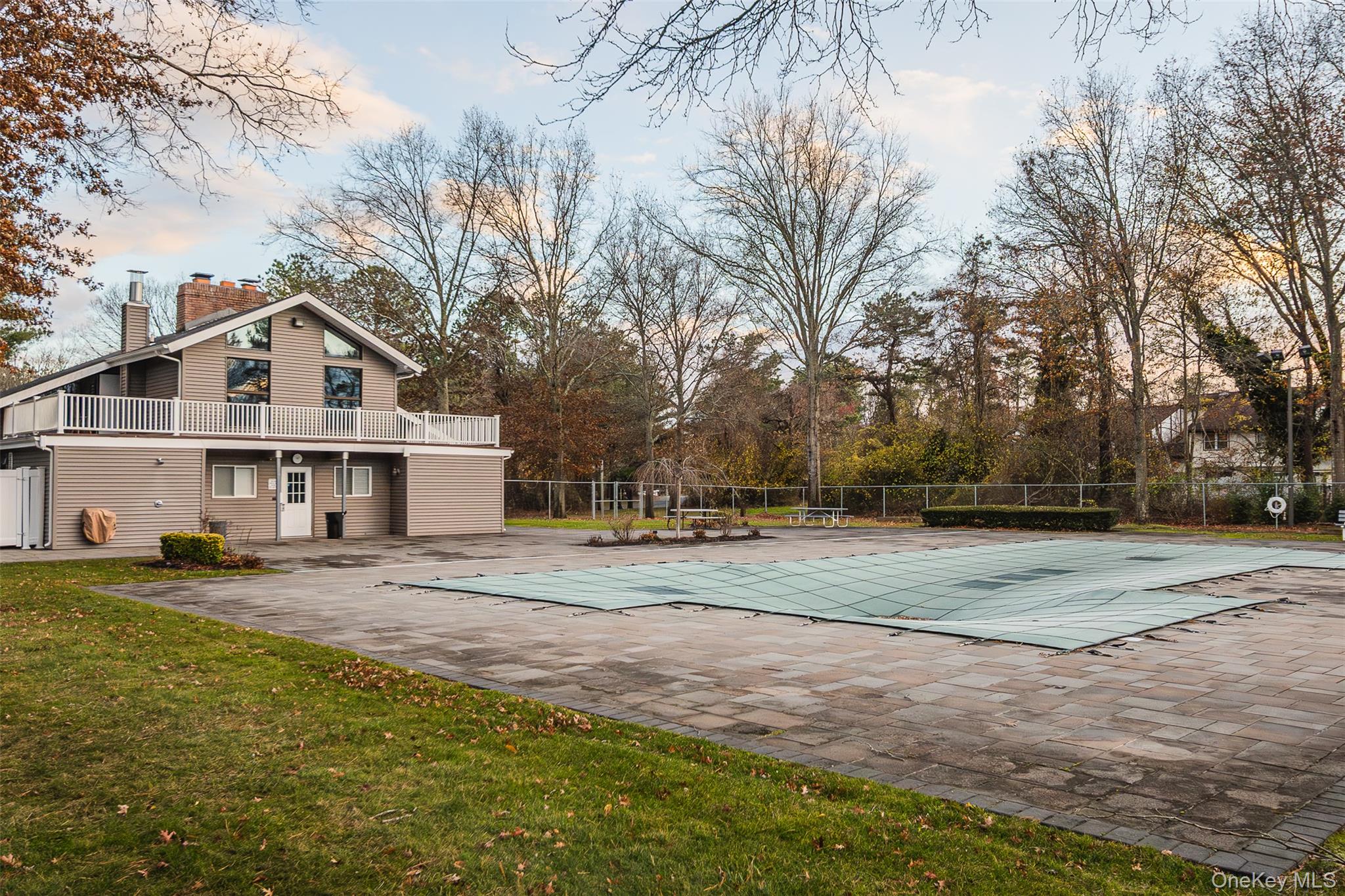 205 Haddon Hollow Court, Middle Island, NY 11953