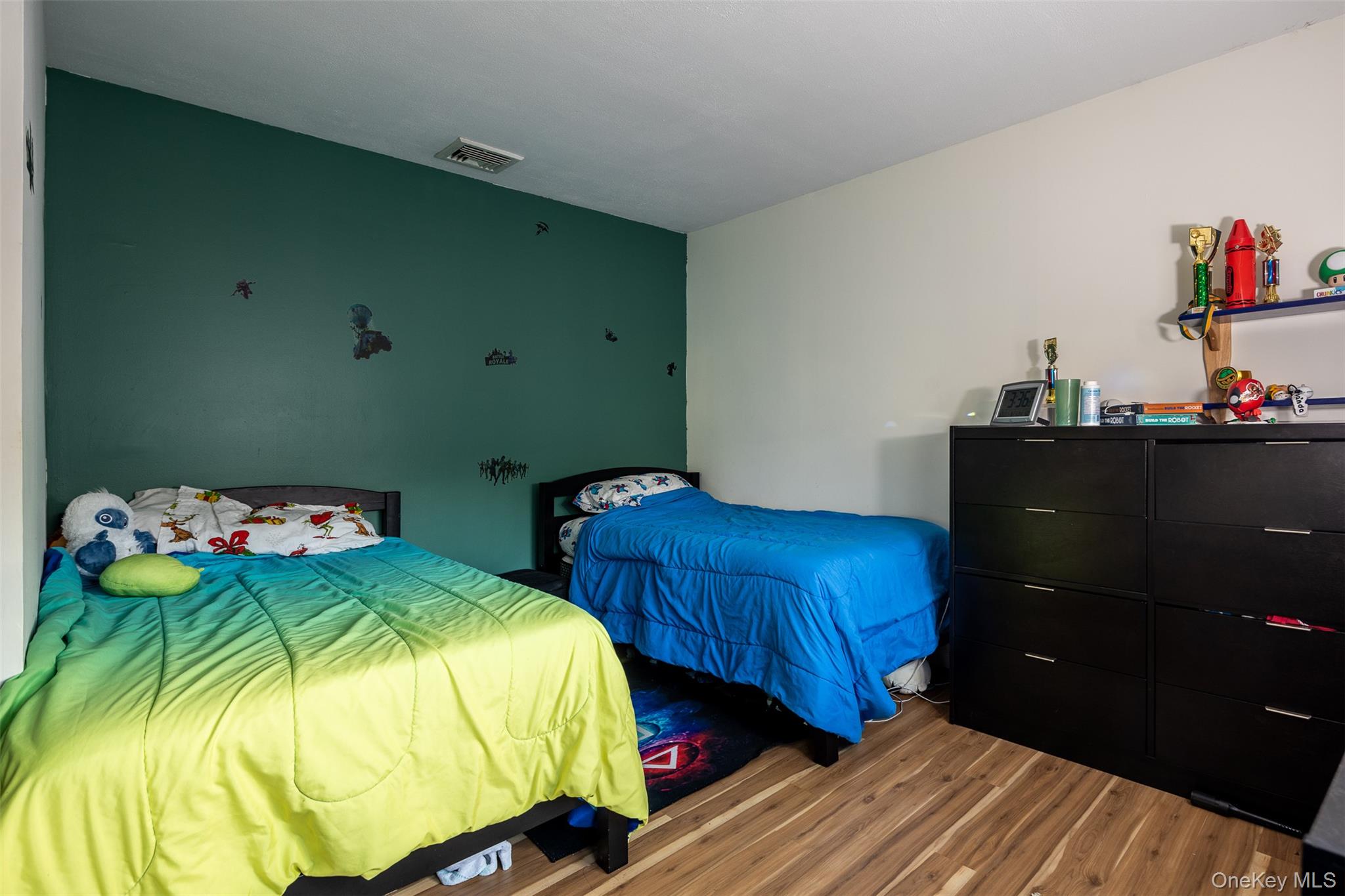 205 Haddon Hollow Court, Middle Island, NY 11953