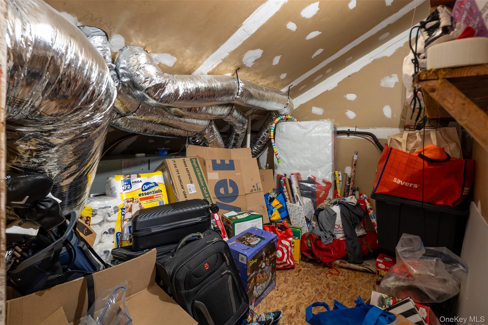 205 Haddon Hollow Court, Middle Island, NY 11953