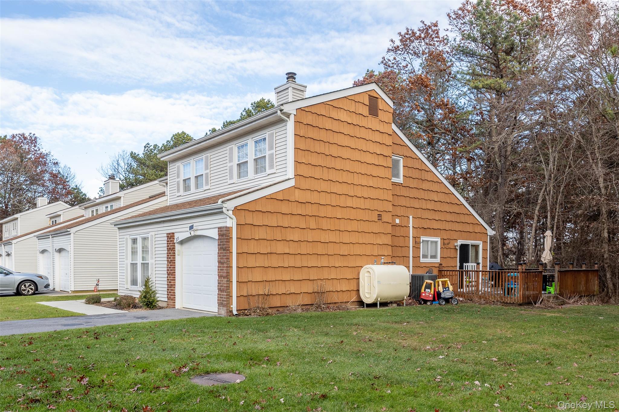 205 Haddon Hollow Court, Middle Island, NY 11953