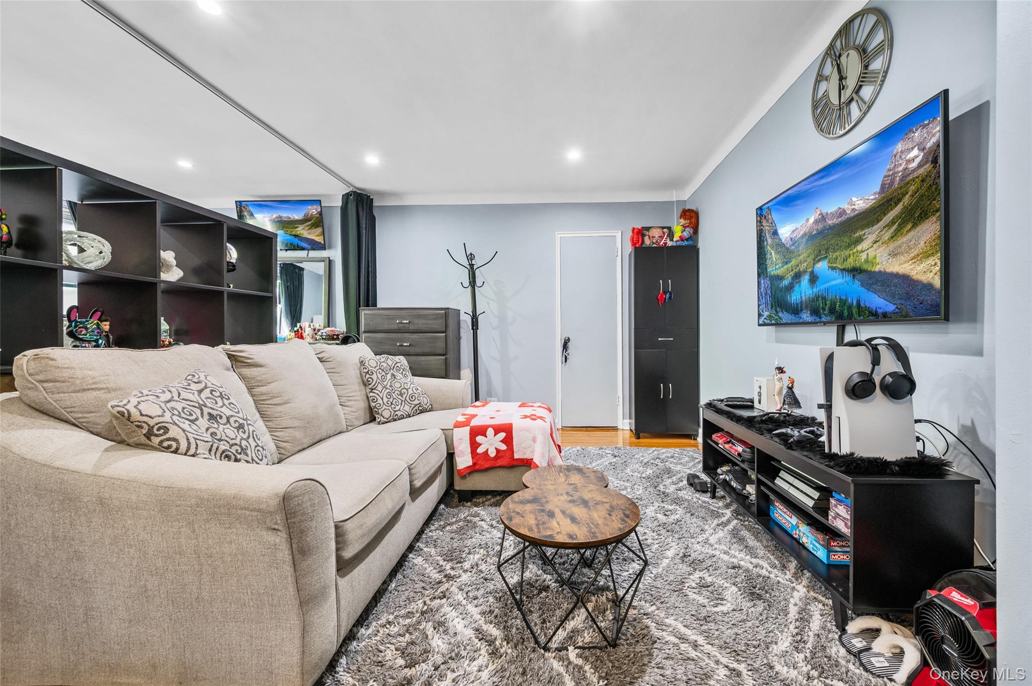 14350 Hoover Avenue # 505, Briarwood, NY 11435