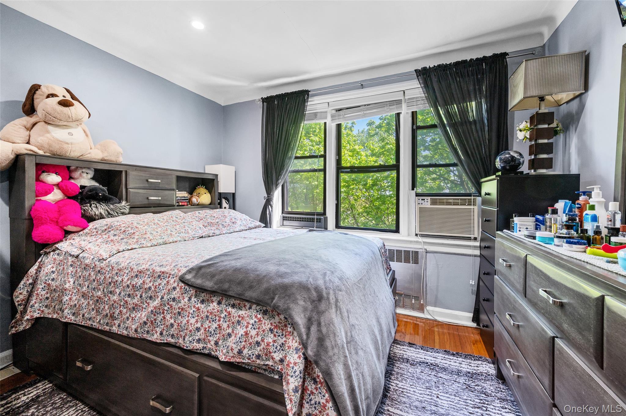 14350 Hoover Avenue # 505, Briarwood, NY 11435