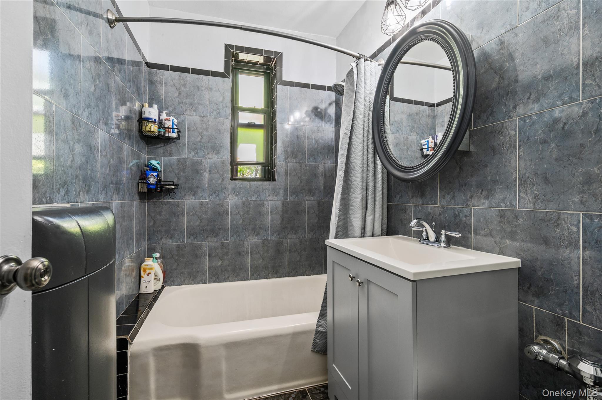 14350 Hoover Avenue # 505, Briarwood, NY 11435