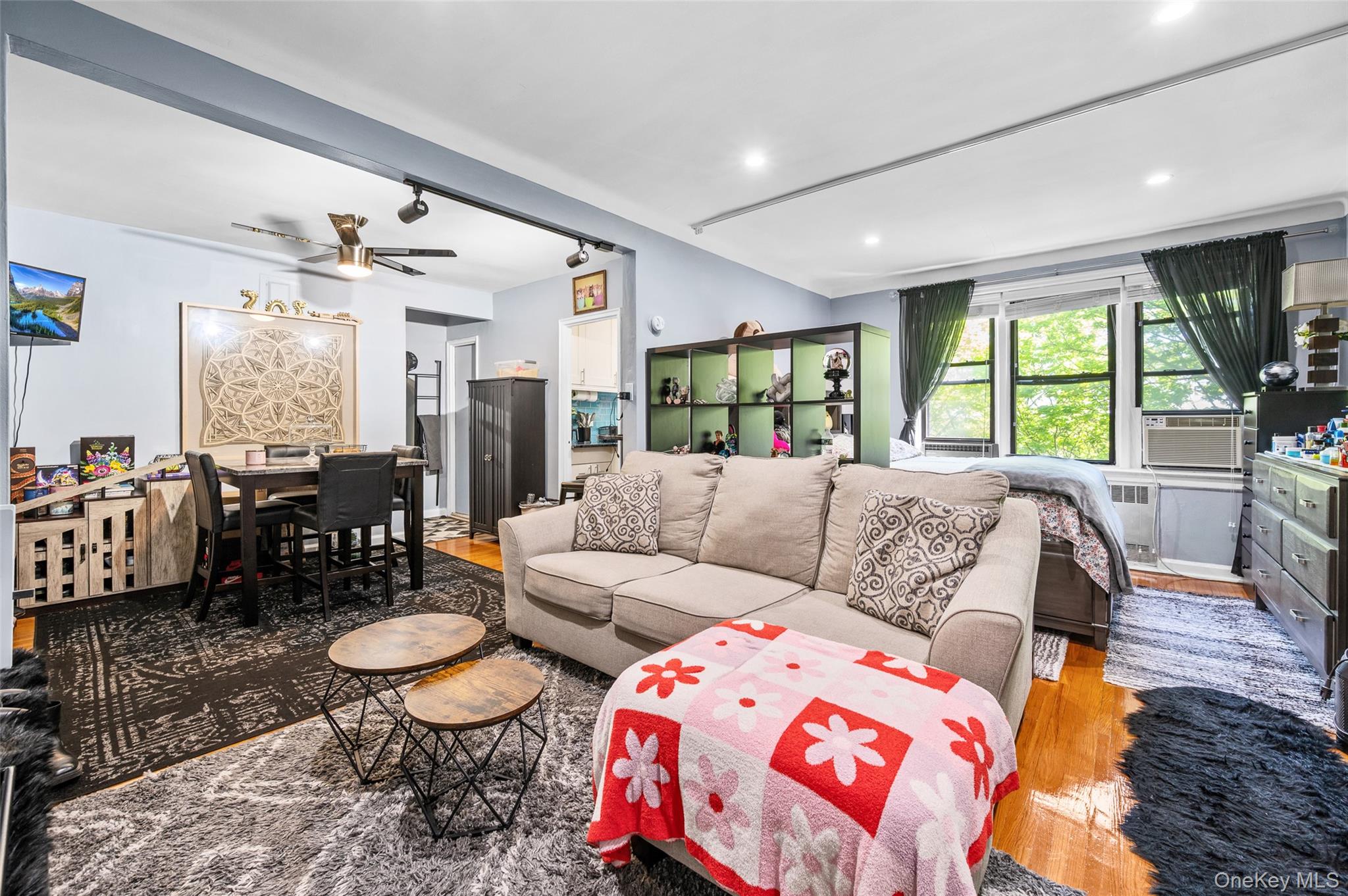 14350 Hoover Avenue # 505, Briarwood, NY 11435