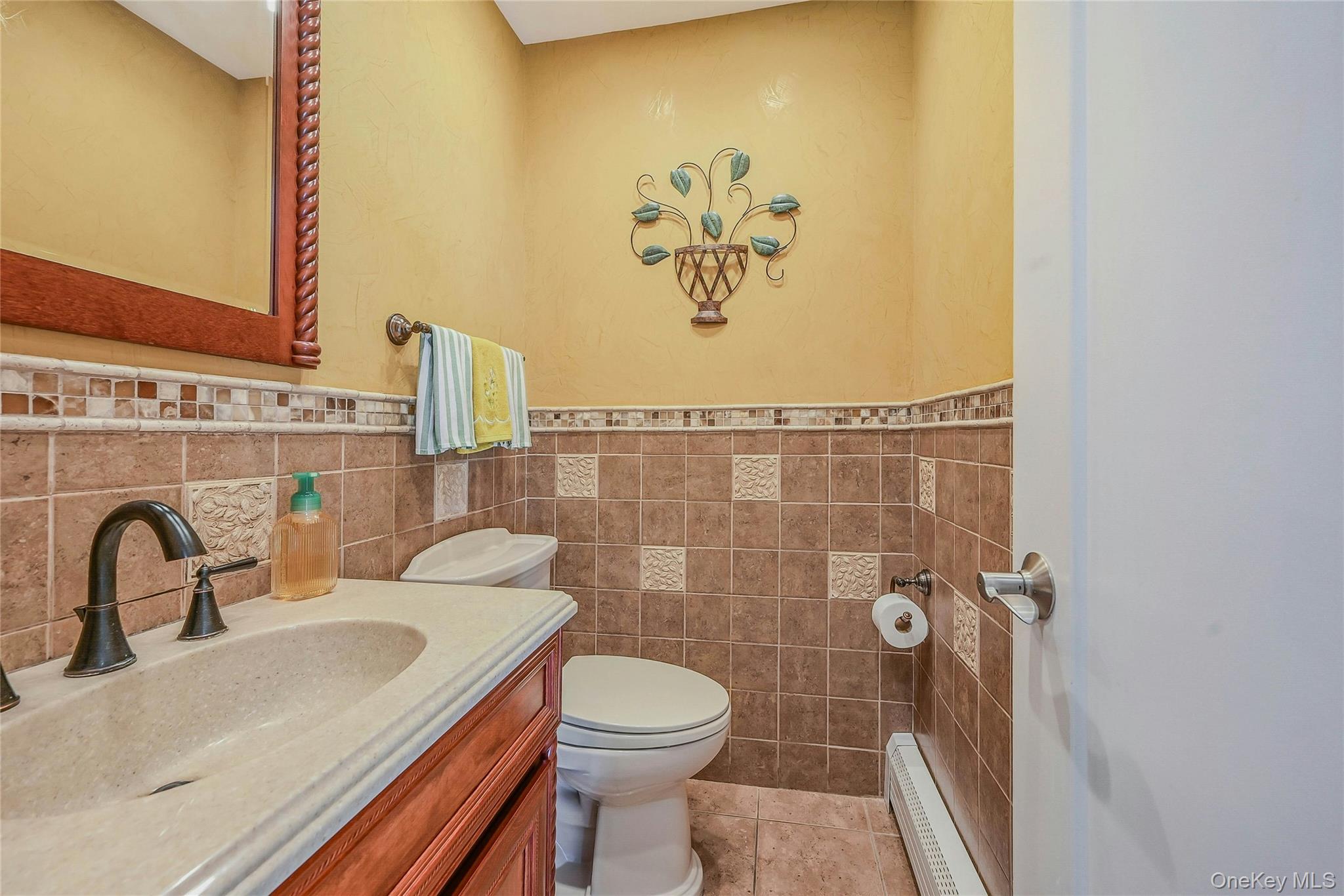 51 Oakwood Hills Drive, East Islip, NY 11730