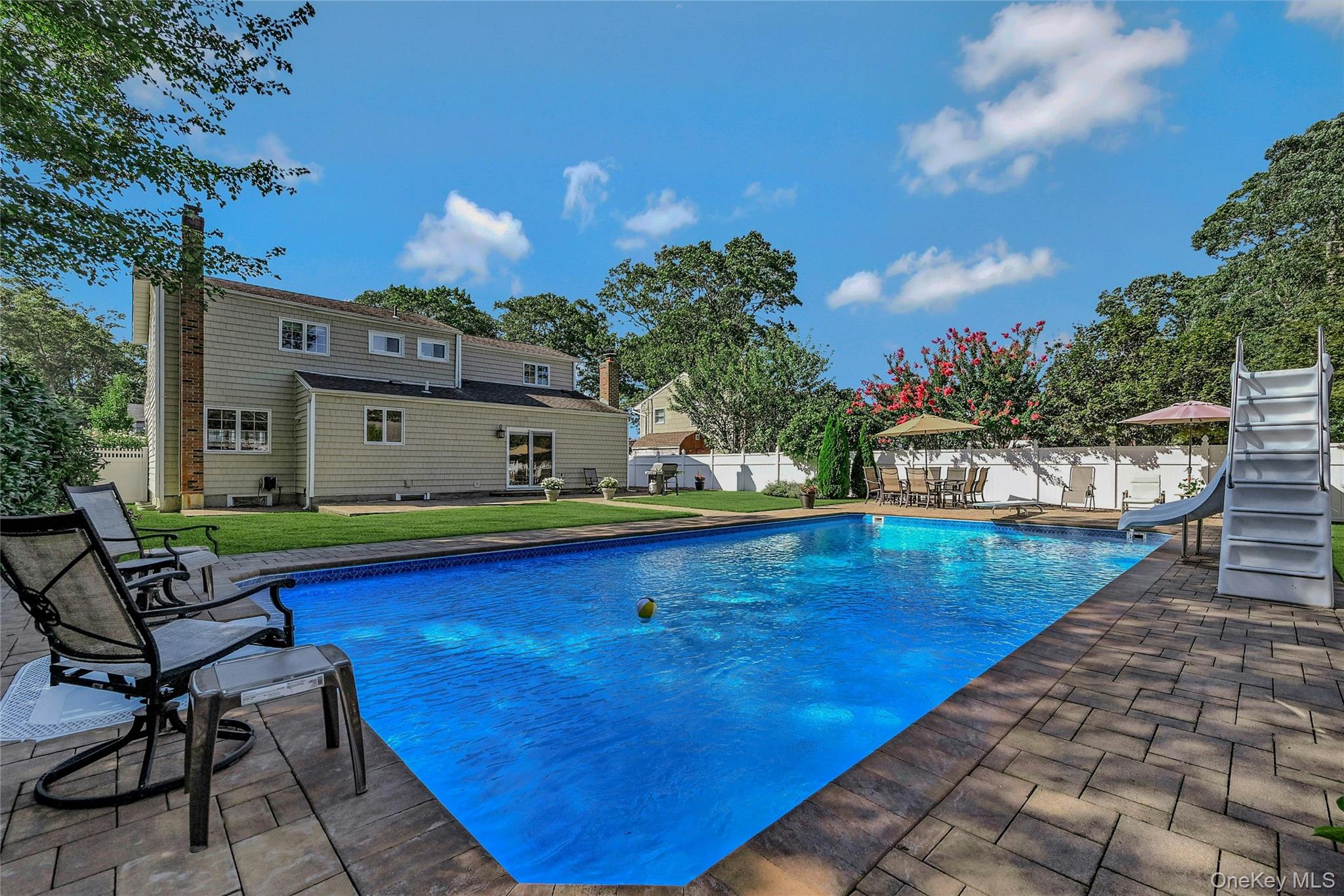 51 Oakwood Hills Drive, East Islip, NY 11730